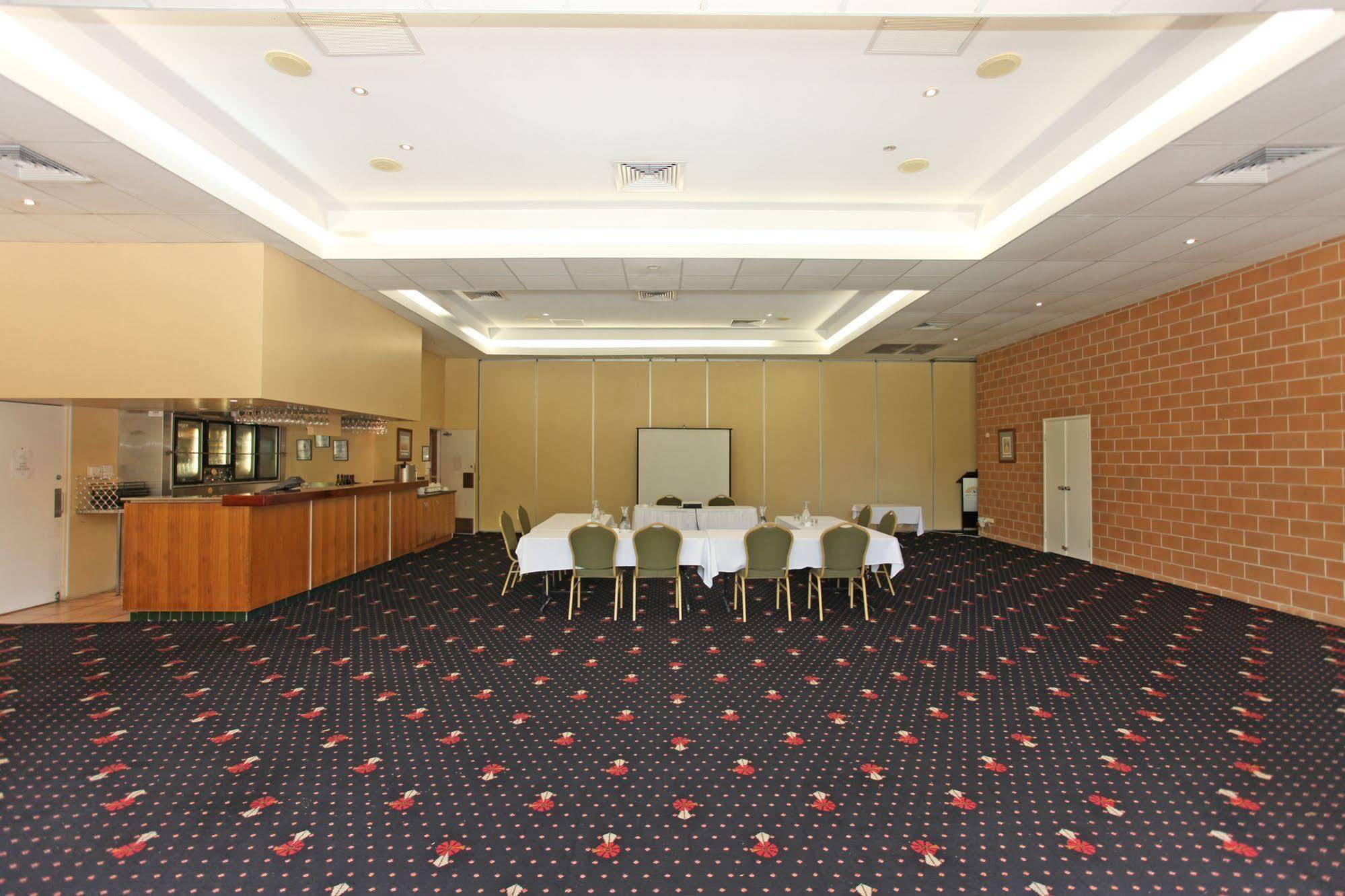ماكاي Windmill Motel & Events Centre المظهر الخارجي الصورة