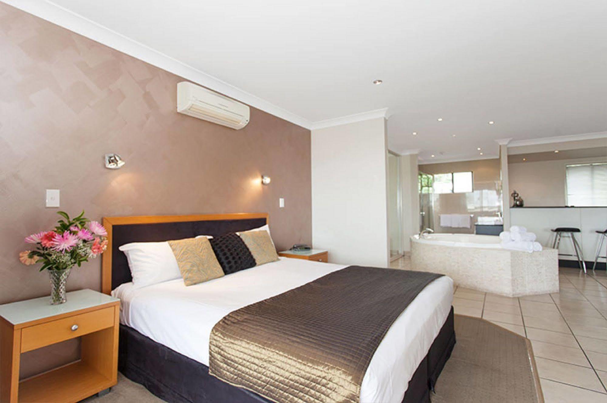 ماكاي Windmill Motel & Events Centre المظهر الخارجي الصورة